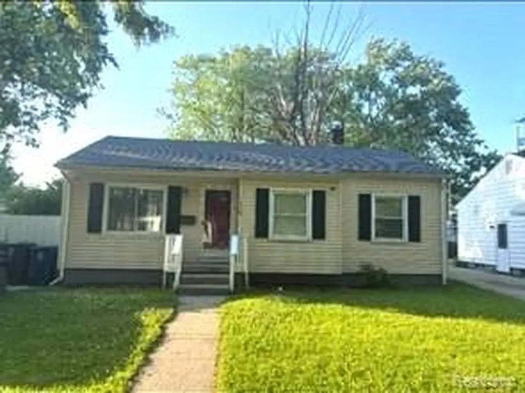 1410 Berrywood Lane Flint City MI 48507