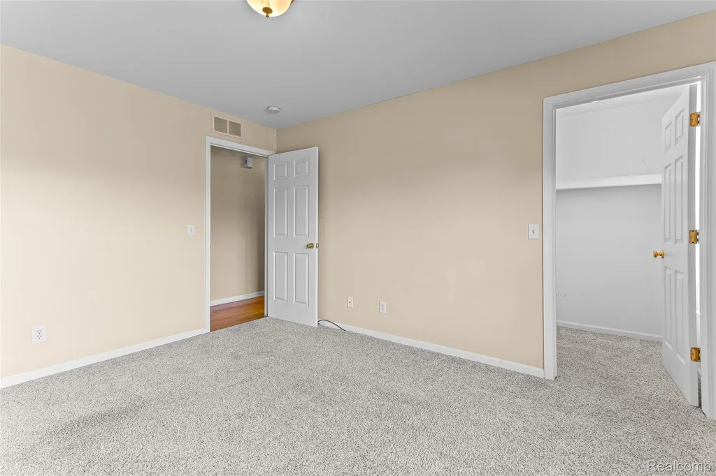 1465 Addington Lane Ann Arbor City MI 48108