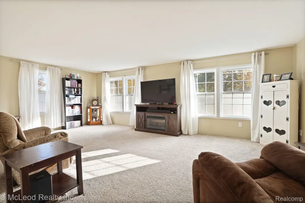 4618 Main Street Millington Village MI 48746