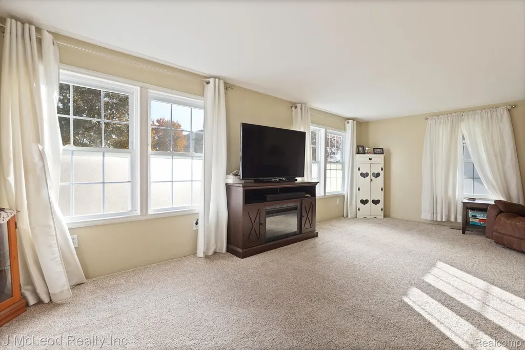 4618 Main Street Millington Village MI 48746