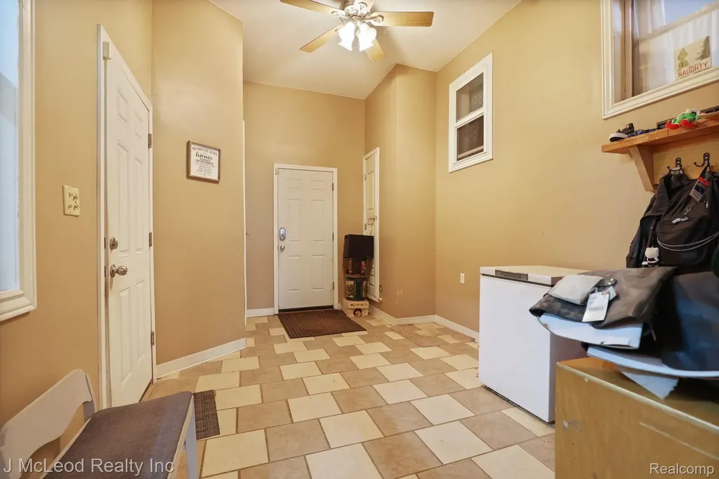 4618 Main Street Millington Village MI 48746