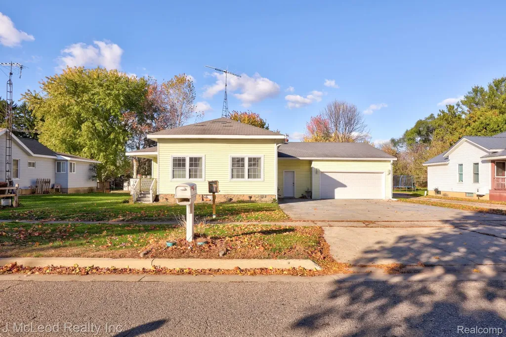 4618 Main Street Millington Village MI 48746