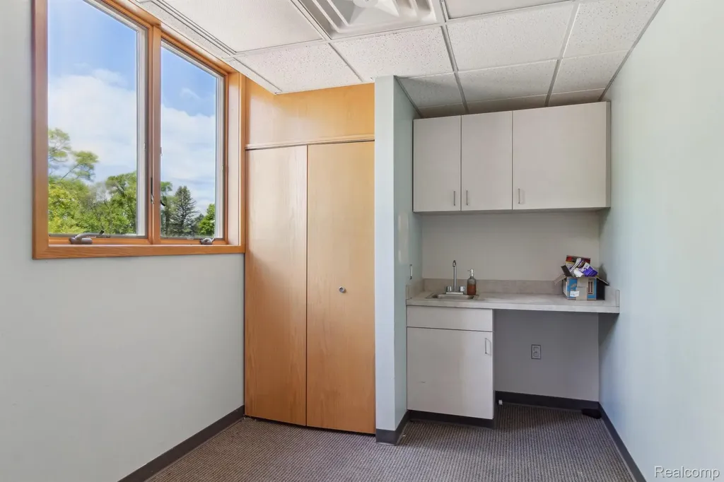 1380 E Main Edmore Village MI 48829