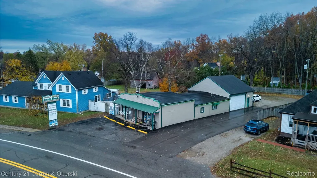 27996 Waltz Road Huron Charter Township MI 48164
