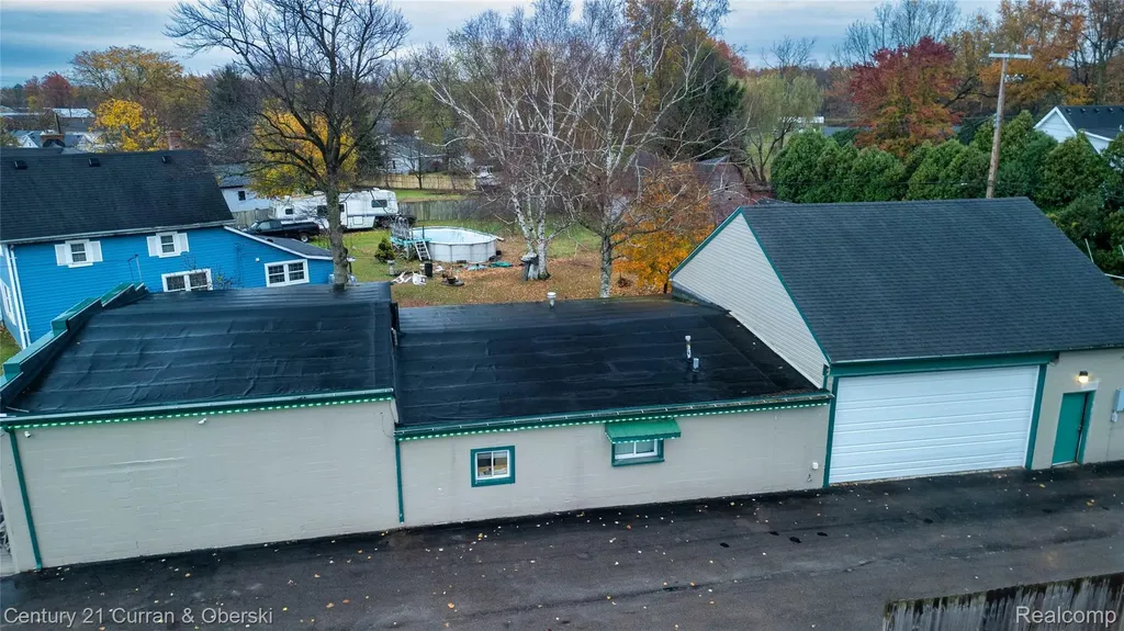 27996 Waltz Road Huron Charter Township MI 48164