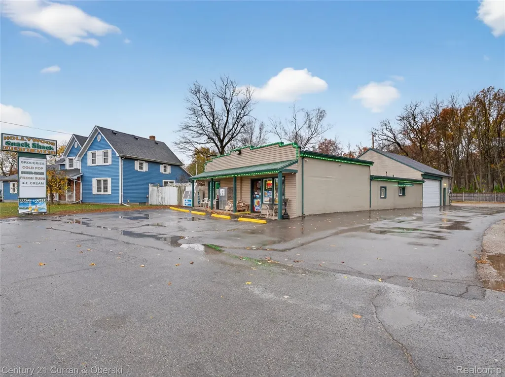 27996 Waltz Road Huron Charter Township MI 48164