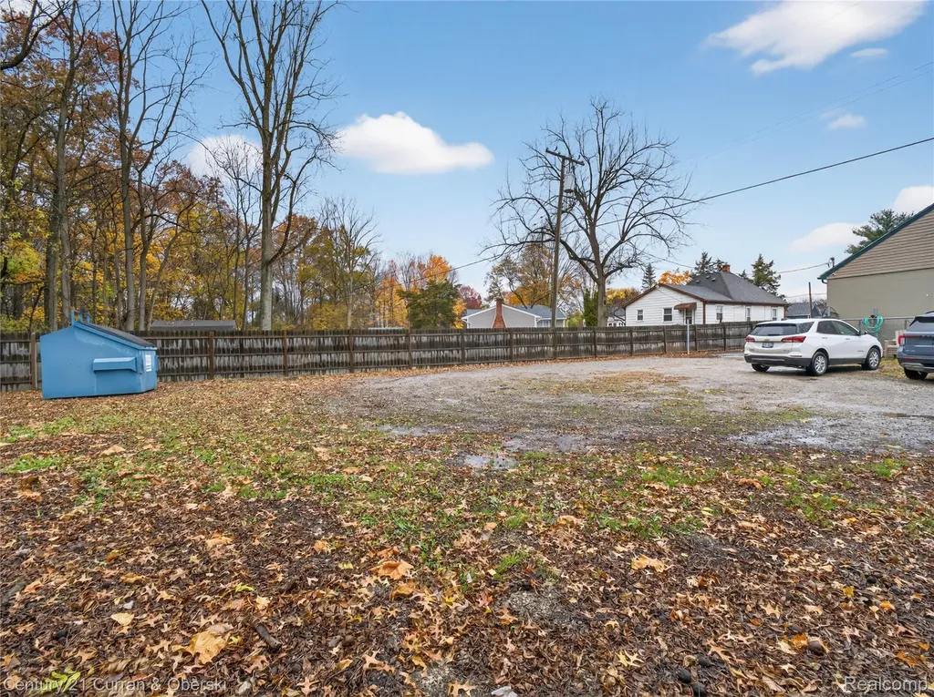 27996 Waltz Road Huron Charter Township MI 48164