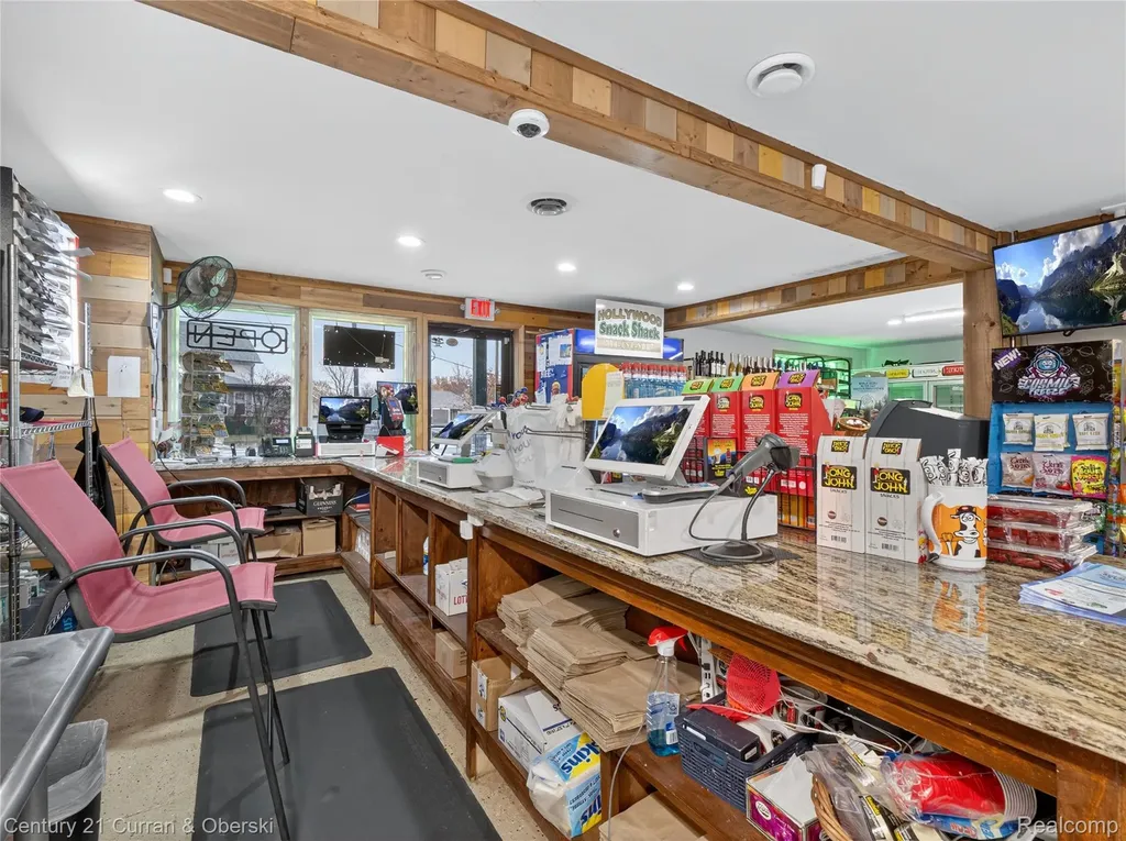27996 Waltz Road Huron Charter Township MI 48164
