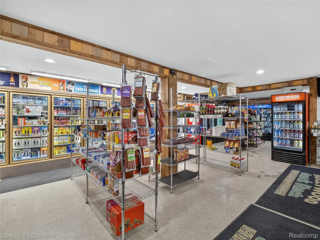 27996 Waltz Road Huron Charter Township MI 48164
