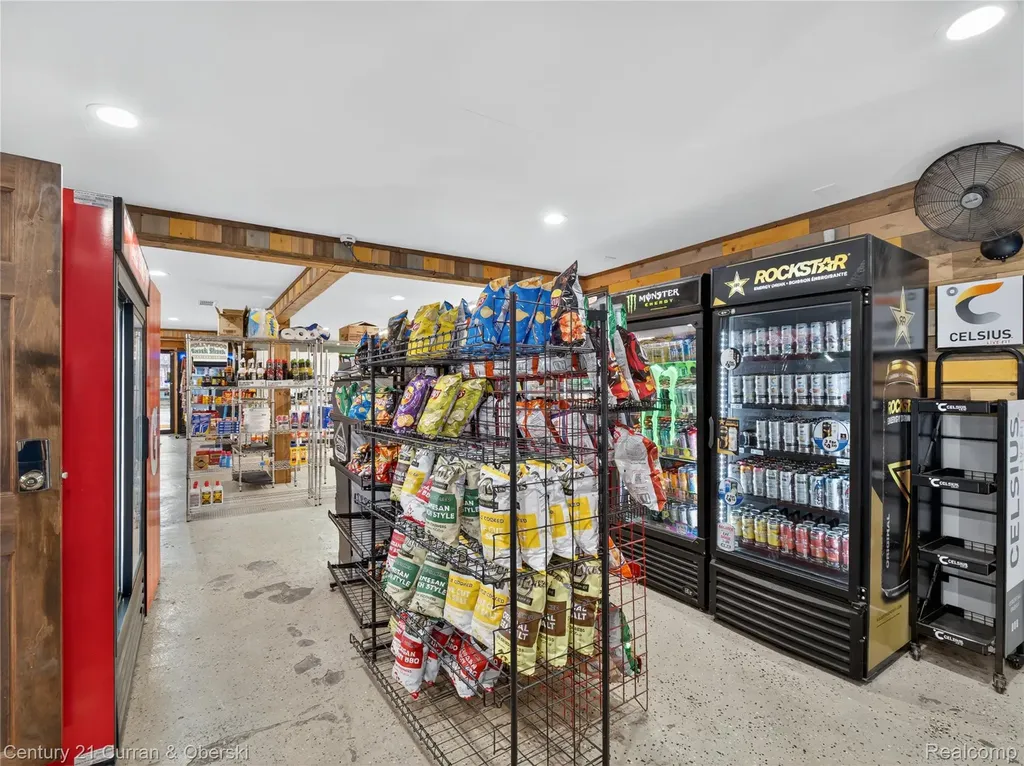 27996 Waltz Road Huron Charter Township MI 48164