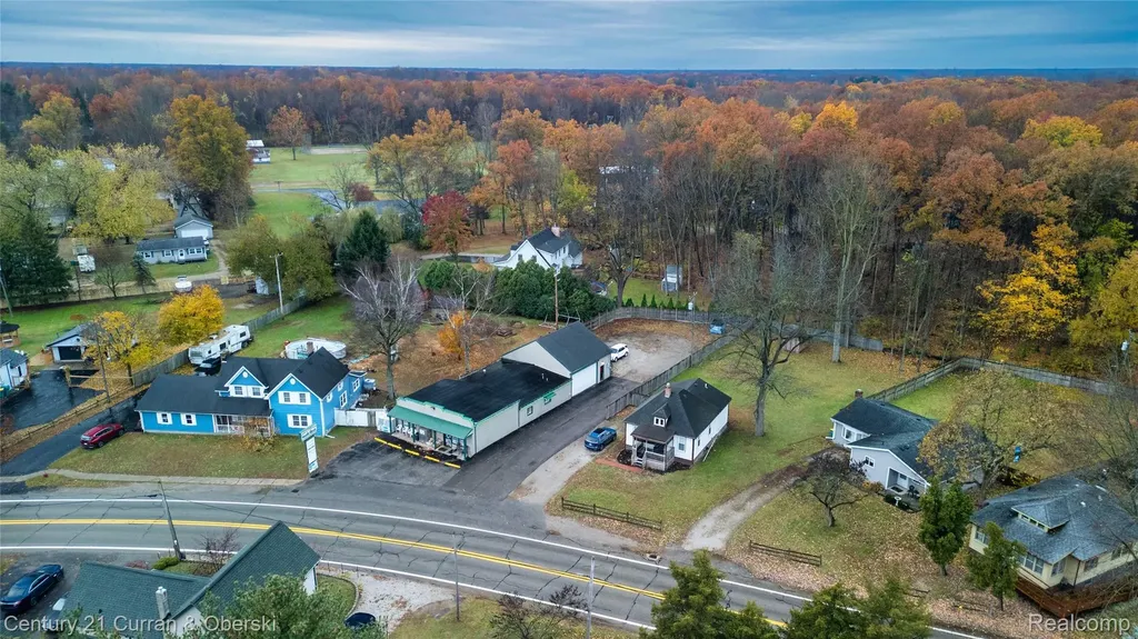 27996 Waltz Road Huron Charter Township MI 48164