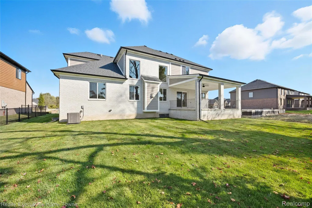24722 Tribute Drive Macomb Township MI 48042