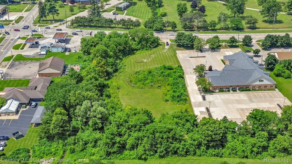 38500 Garfield Road Clinton Charter Township MI 48038