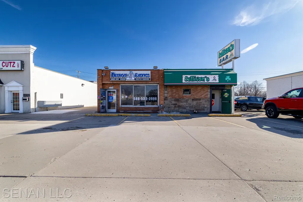 18228 E 9 Mile Road Eastpointe City MI 48021