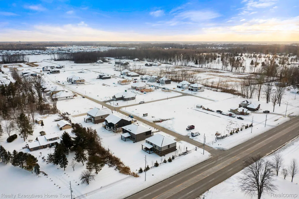 24796 Tribute Drive Macomb Township MI 48042