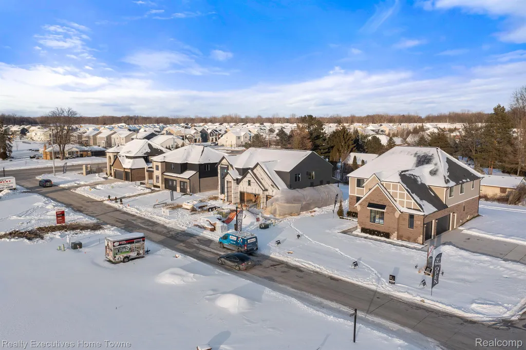 24796 Tribute Drive Macomb Township MI 48042