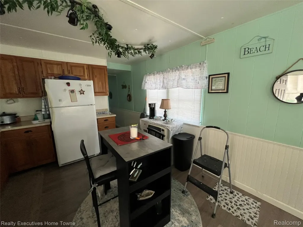 5767 Main Street Lexington Village MI 48450