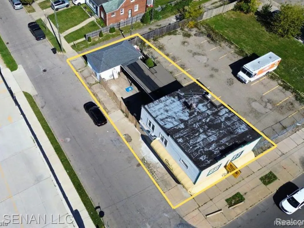 18550 W Warren Avenue Detroit City MI 48228
