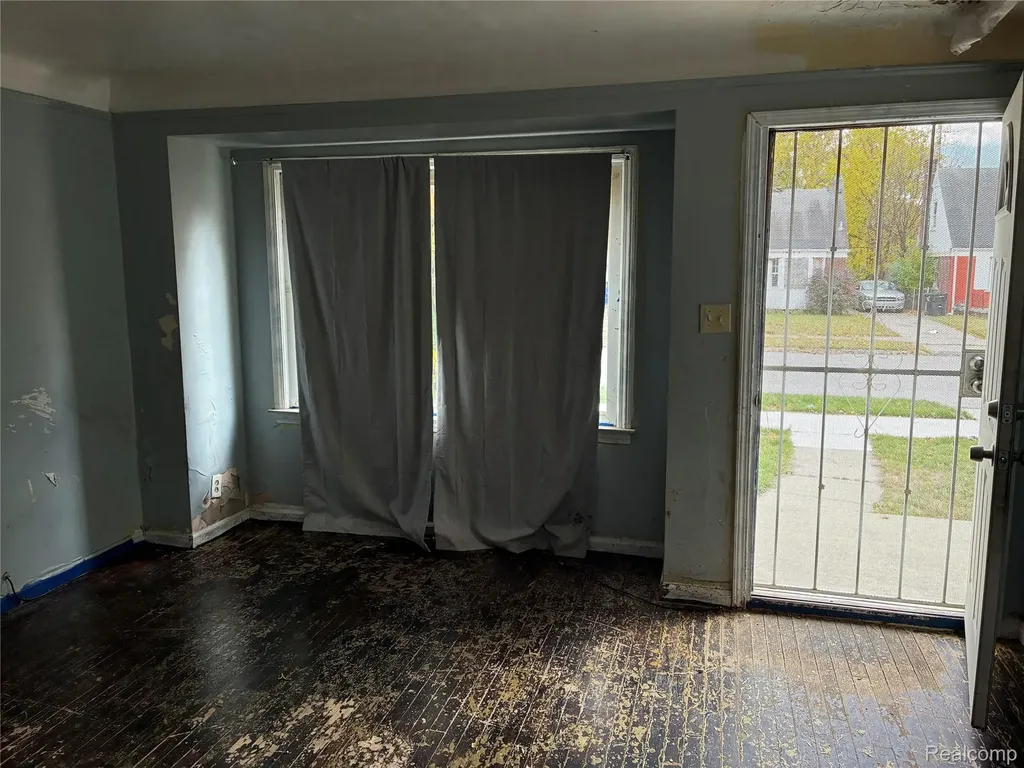 16011 Tacoma Street Detroit City MI 48205