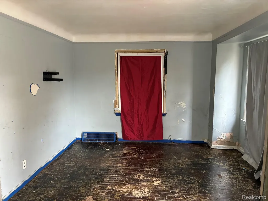 16011 Tacoma Street Detroit City MI 48205