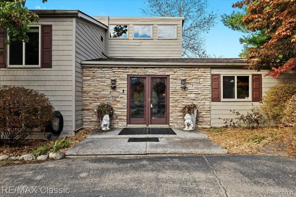 2345 E Commerce Road Milford Charter Township MI 48381