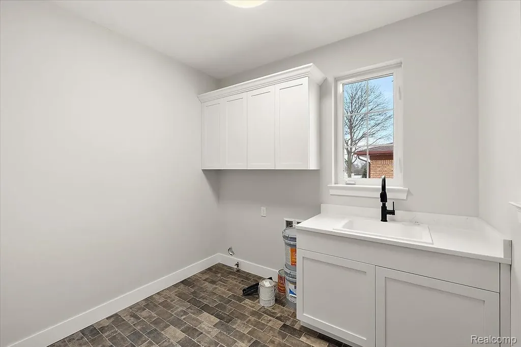 53650 Romeo Plank Road Macomb Township MI 48042