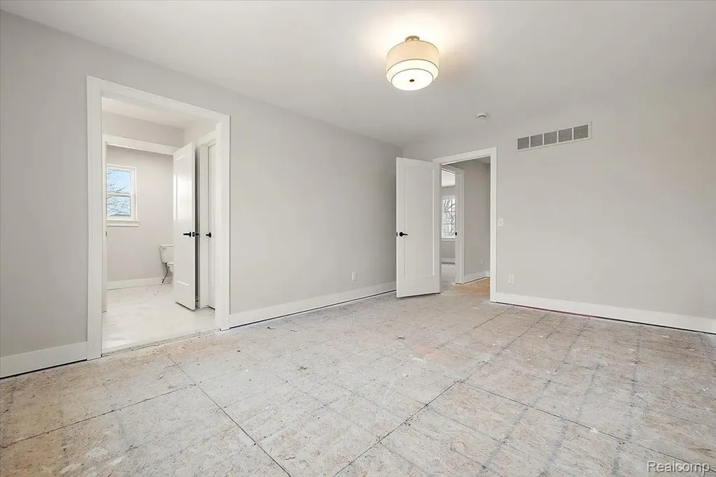 53650 Romeo Plank Road Macomb Township MI 48042