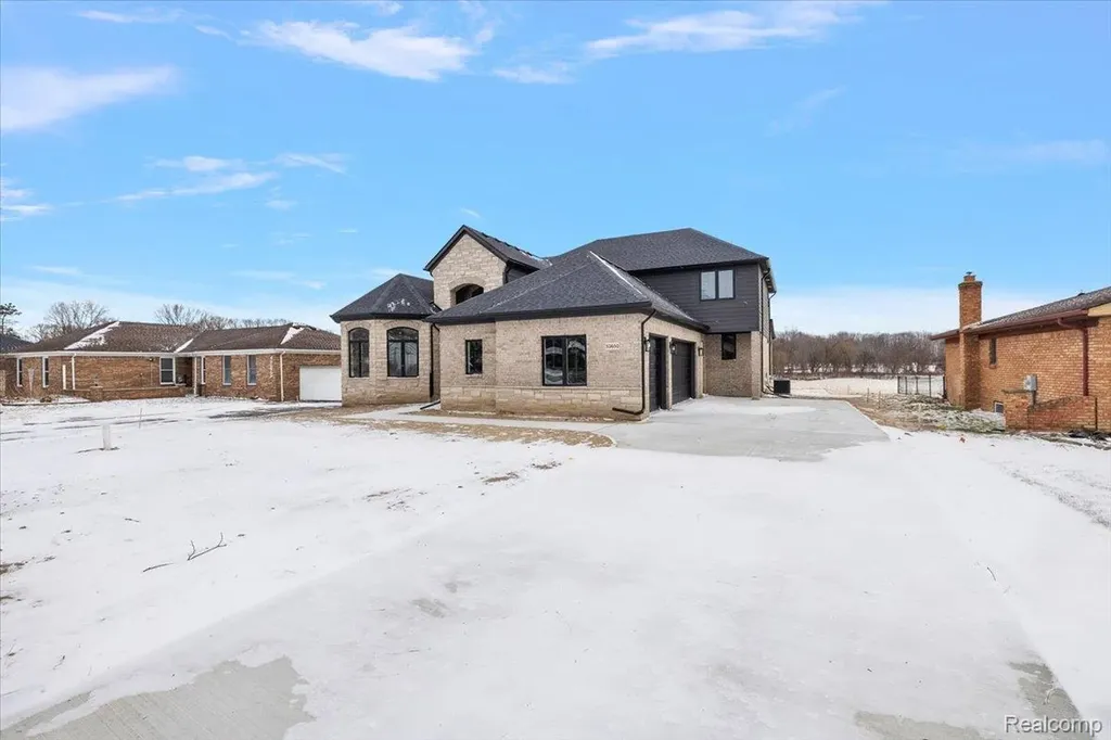 53650 Romeo Plank Road Macomb Township MI 48042