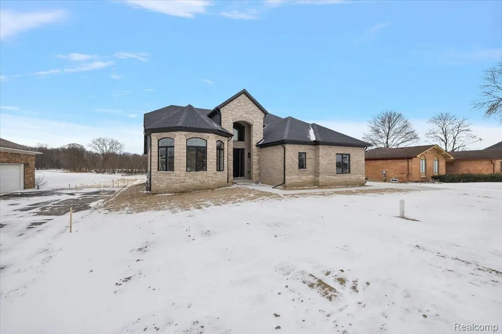 53650 Romeo Plank Road Macomb Township MI 48042