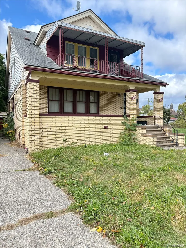 5235 Chalmers Street E Detroit City MI 48213