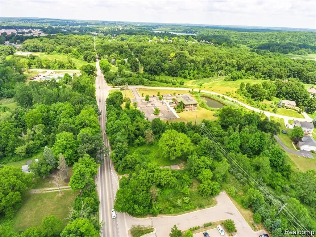 1646 N Milford Road Milford Charter Township MI 48381