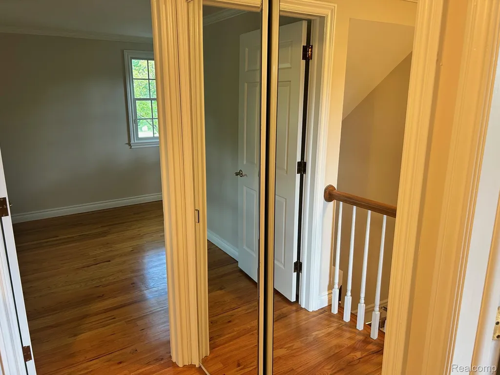 5352 W Doherty Drive West Bloomfield Charter Township MI 48323