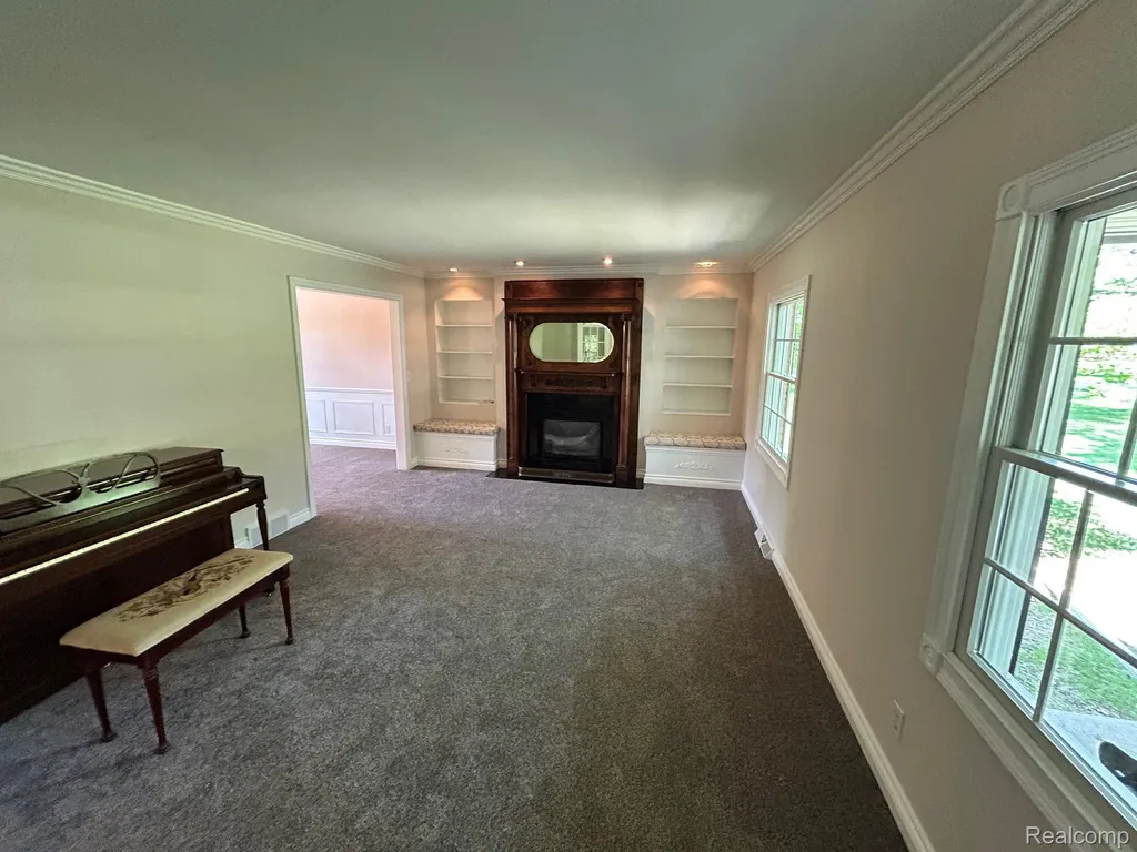 5352 W Doherty Drive West Bloomfield Charter Township MI 48323
