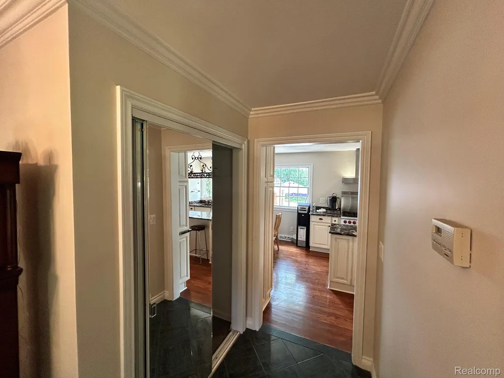 5352 W Doherty Drive West Bloomfield Charter Township MI 48323