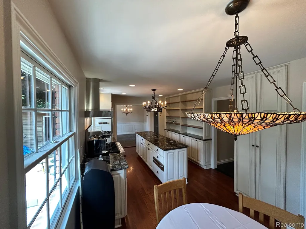 5352 W Doherty Drive West Bloomfield Charter Township MI 48323