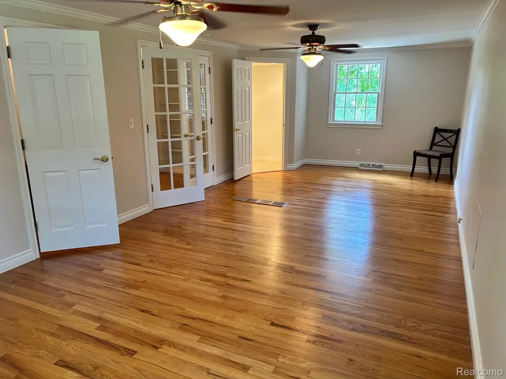 5352 W Doherty Drive West Bloomfield Charter Township MI 48323
