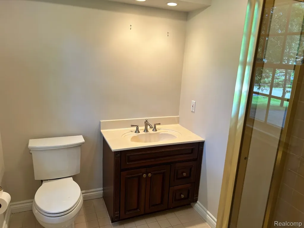 5352 W Doherty Drive West Bloomfield Charter Township MI 48323