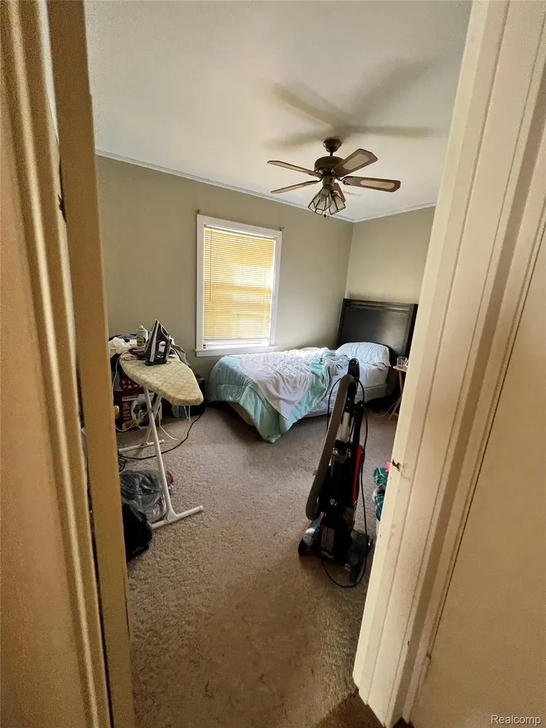 3354 Binscarth Avenue Saginaw City MI 48602