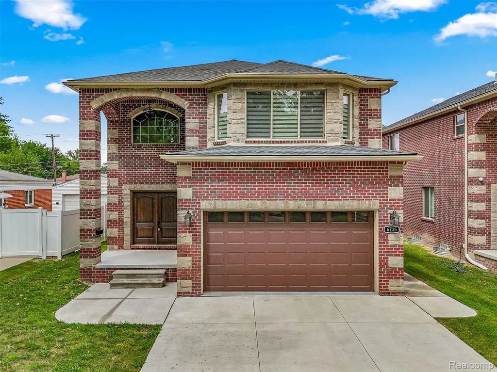 6735 Norborne Avenue Dearborn Heights City MI 48127