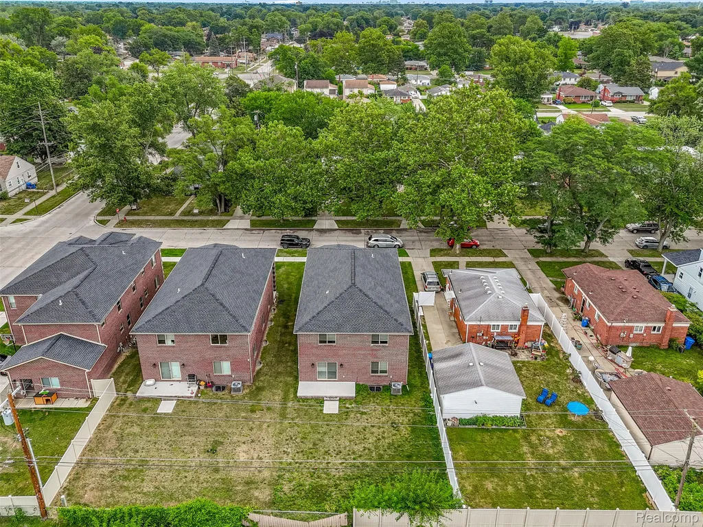 6735 Norborne Avenue Dearborn Heights City MI 48127