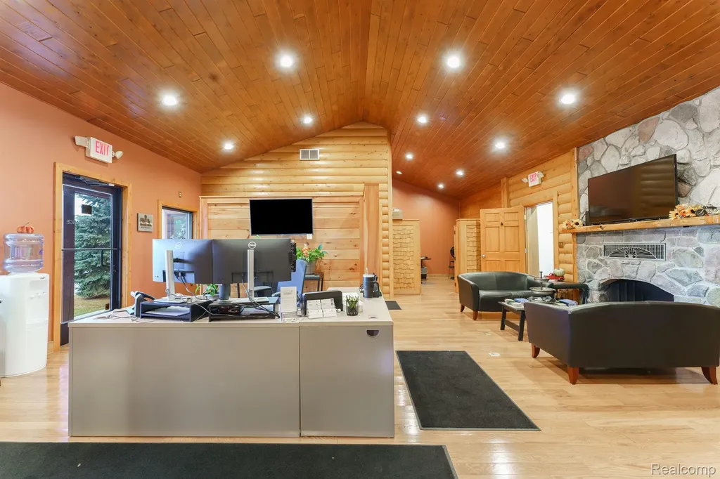 51 Chilson Road Genoa Township MI 48843
