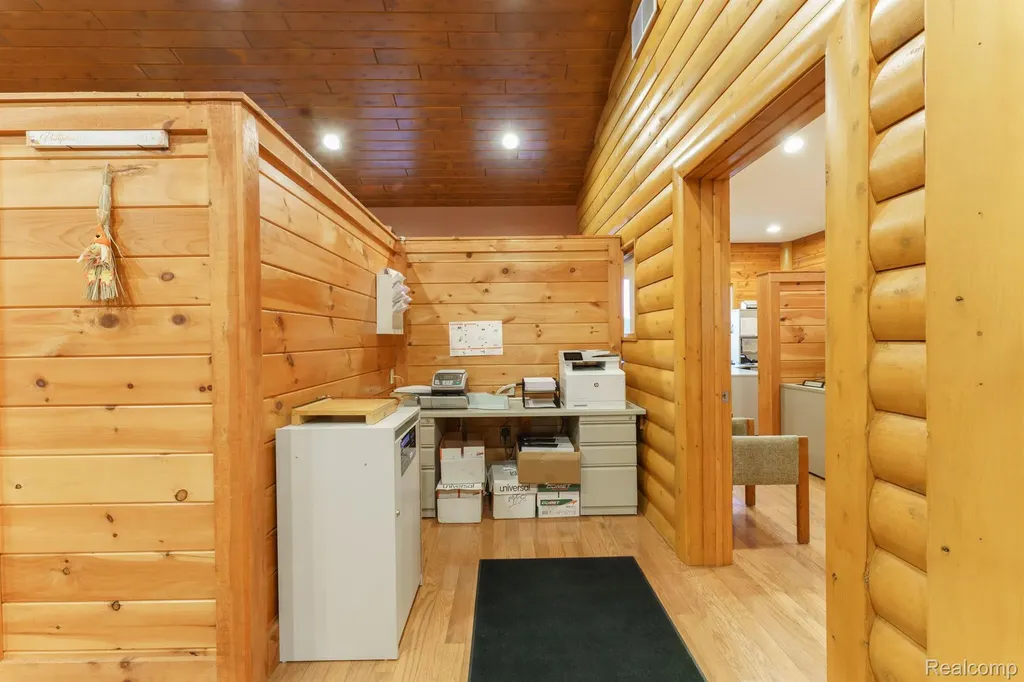 51 Chilson Road Genoa Township MI 48843
