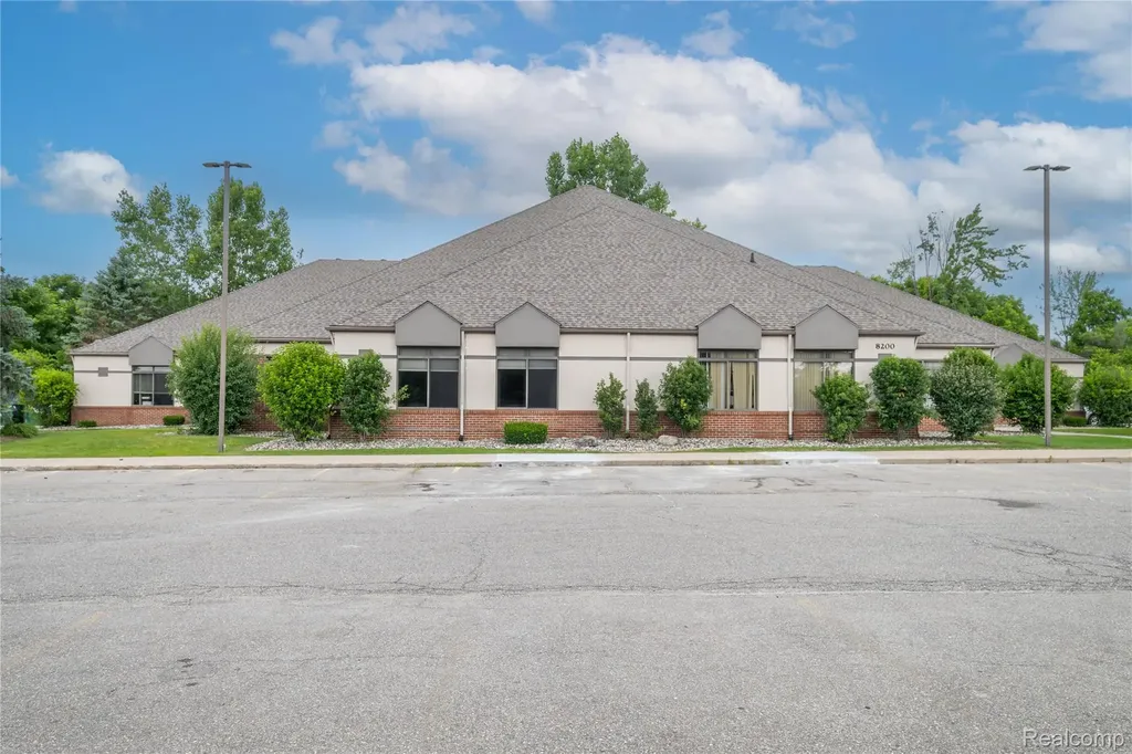 8200 S Saginaw Street Grand Blanc City MI 48439