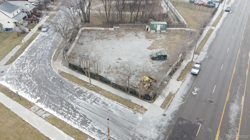 6474 W Warren Avenue Detroit City MI 48210