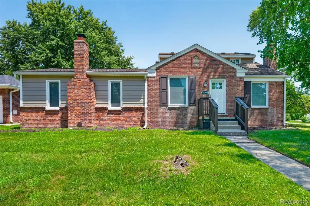 18902 Westmore Street Livonia City MI 48152