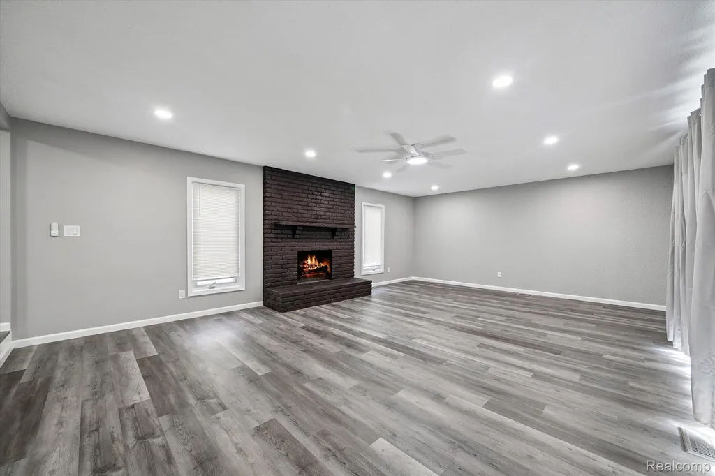 18902 Westmore Street Livonia City MI 48152