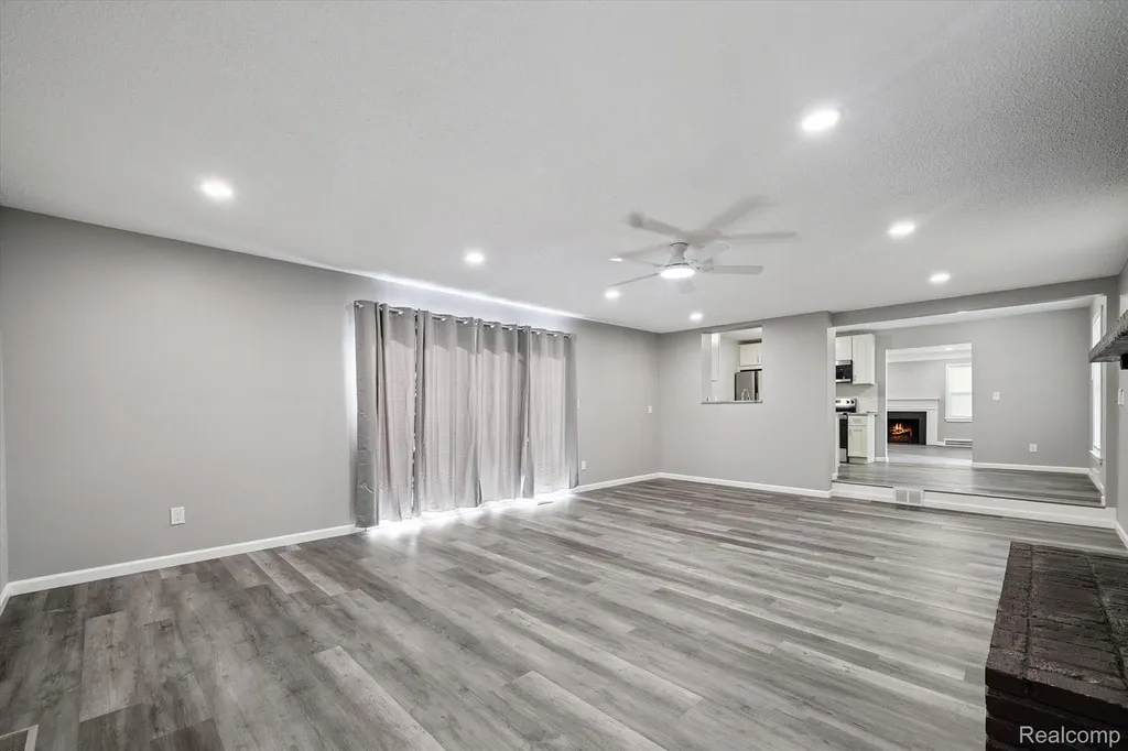 18902 Westmore Street Livonia City MI 48152