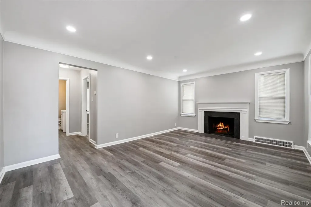 18902 Westmore Street Livonia City MI 48152