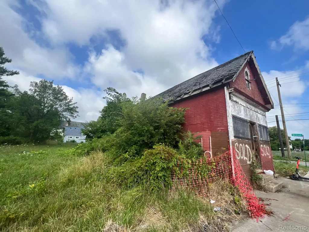 3045 Mount Elliott Street Detroit City MI 48207
