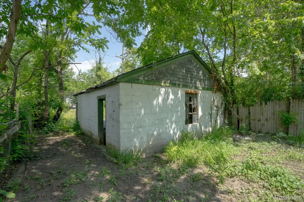 545 Rosedale Court Detroit City MI 48202